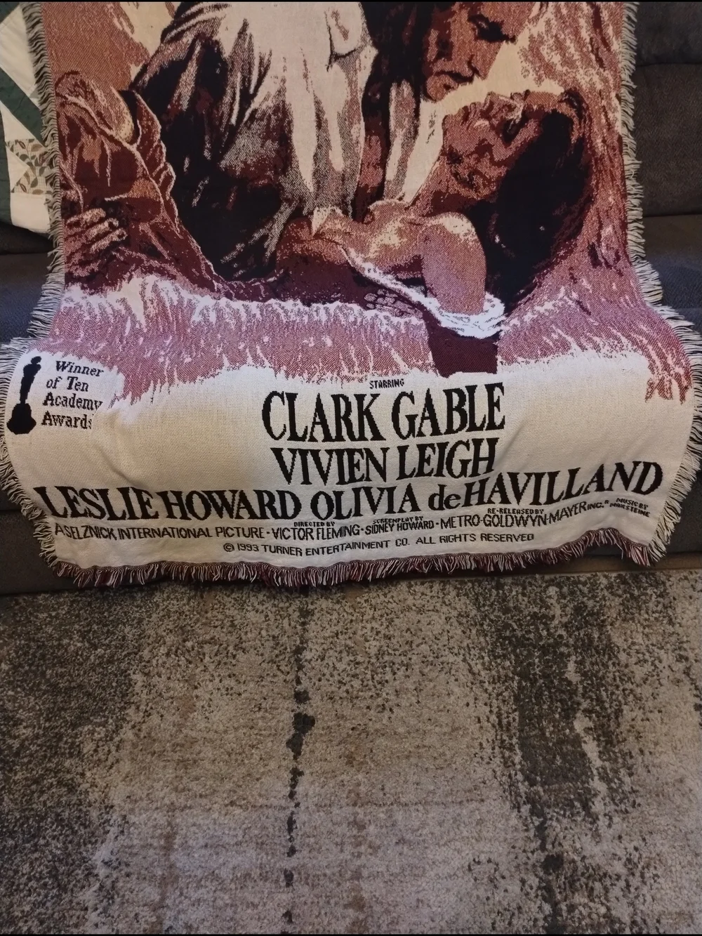 Gone With the Wind Jacquard Throw Blanket - Burgundy/Tan